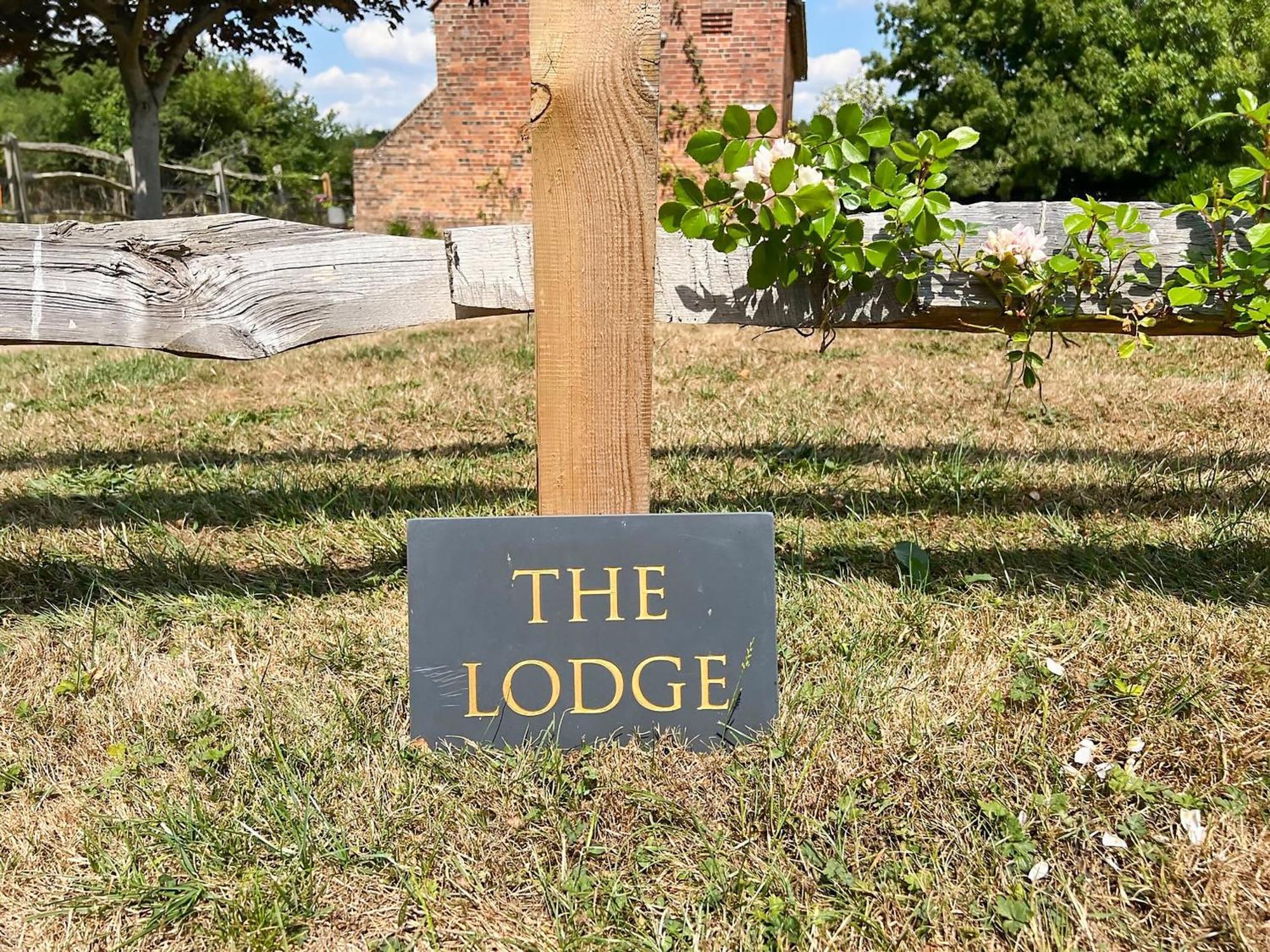 The Lodge Thakeham Kültér fotó